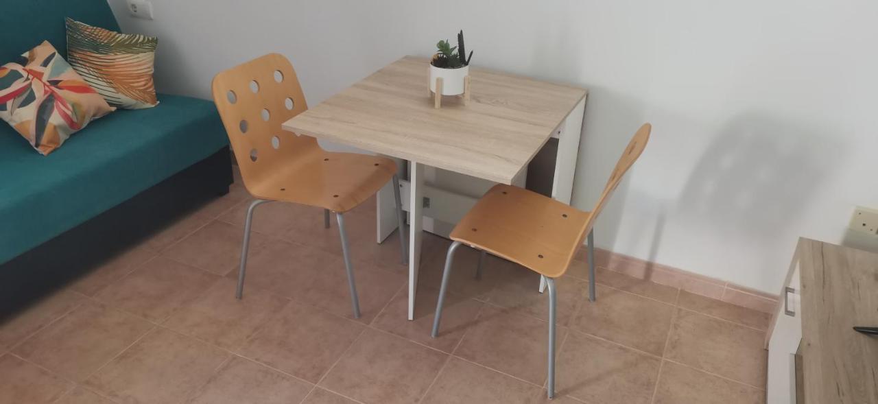 Apartamento Zona Parque Comercial Мохакар Екстериор снимка